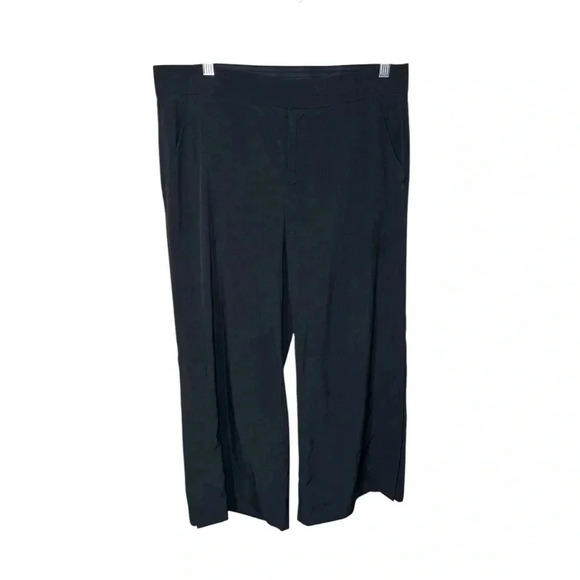 Athleta Black Cropped Nylon Pants Active Outdoor Workout Casual Performance - Picture 1 of 6